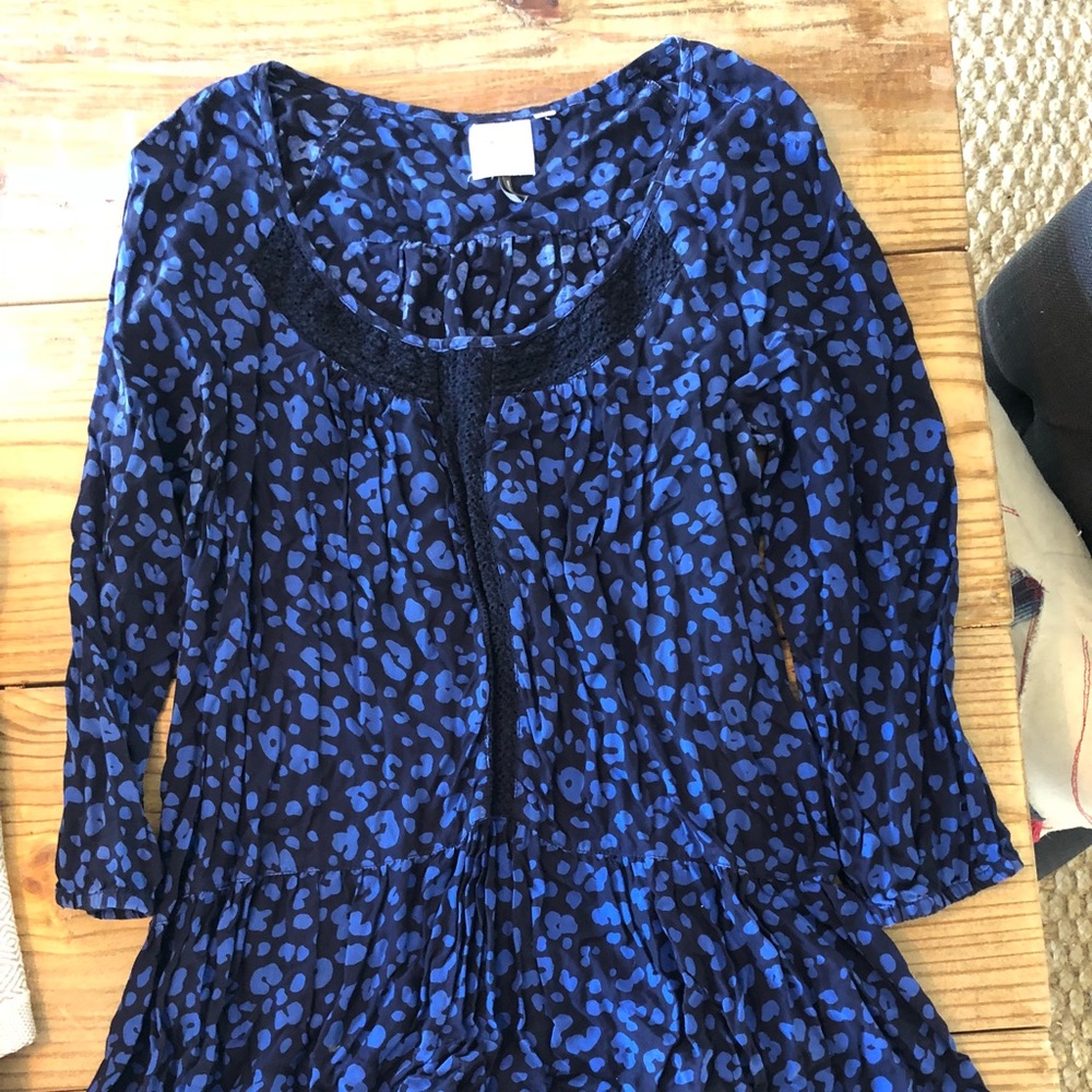 Anthropologie Size Medium